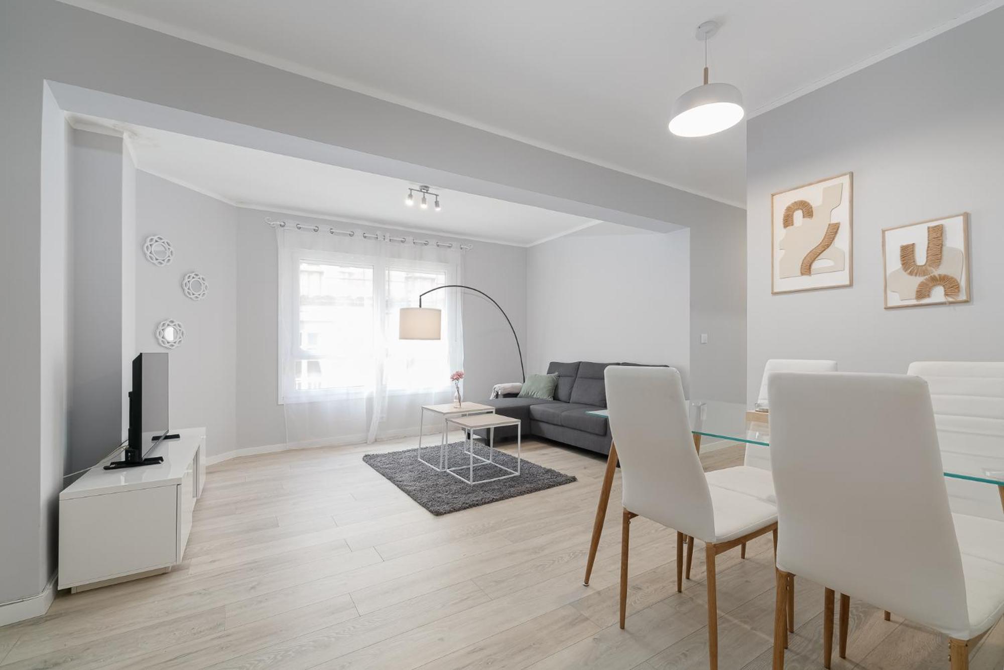 Luminoso Y Moderno En By Appartement *